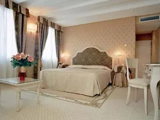 Acca Hotell 3*