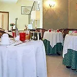 Acca Hotell 3*